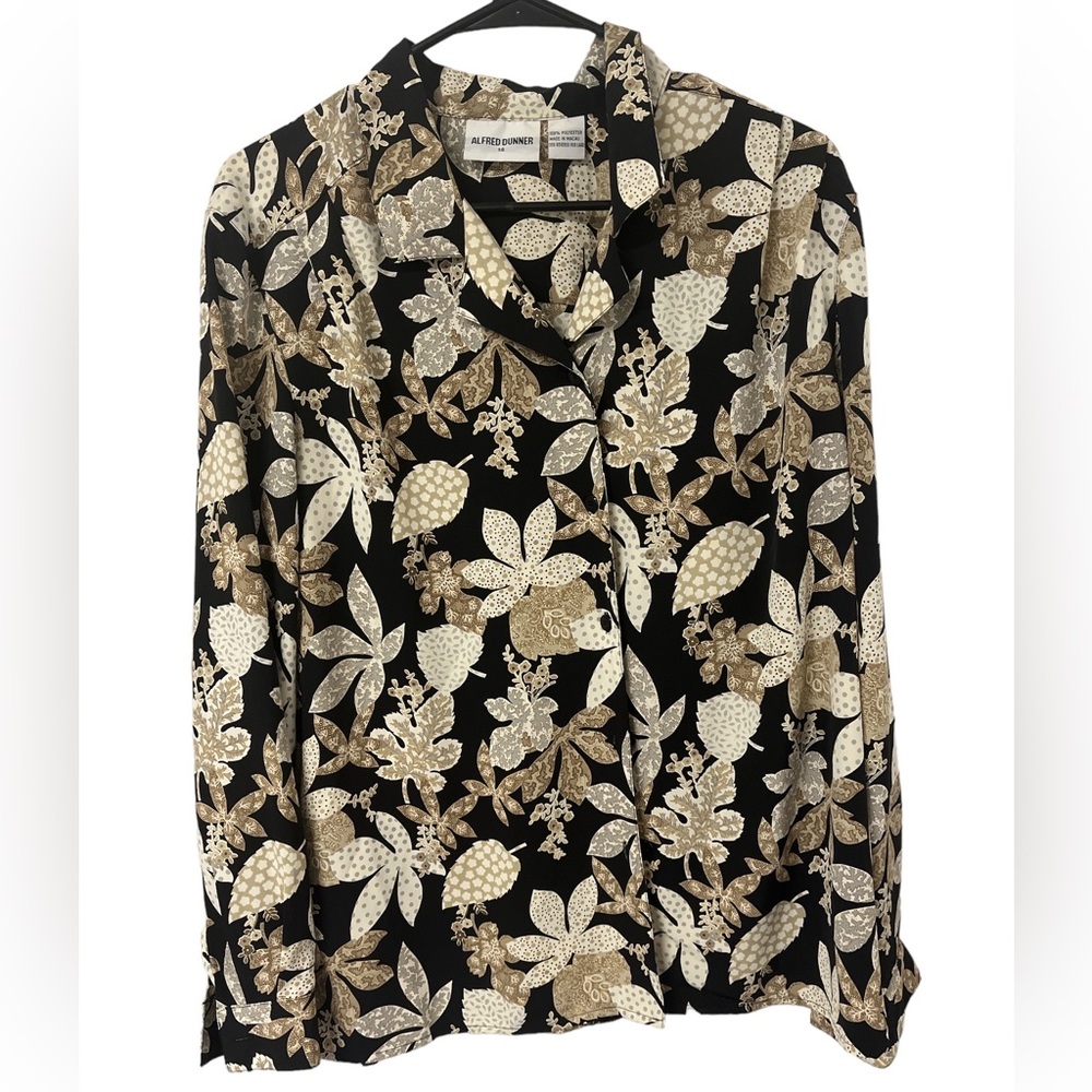 Alfred Dunner long sleeve blouse.